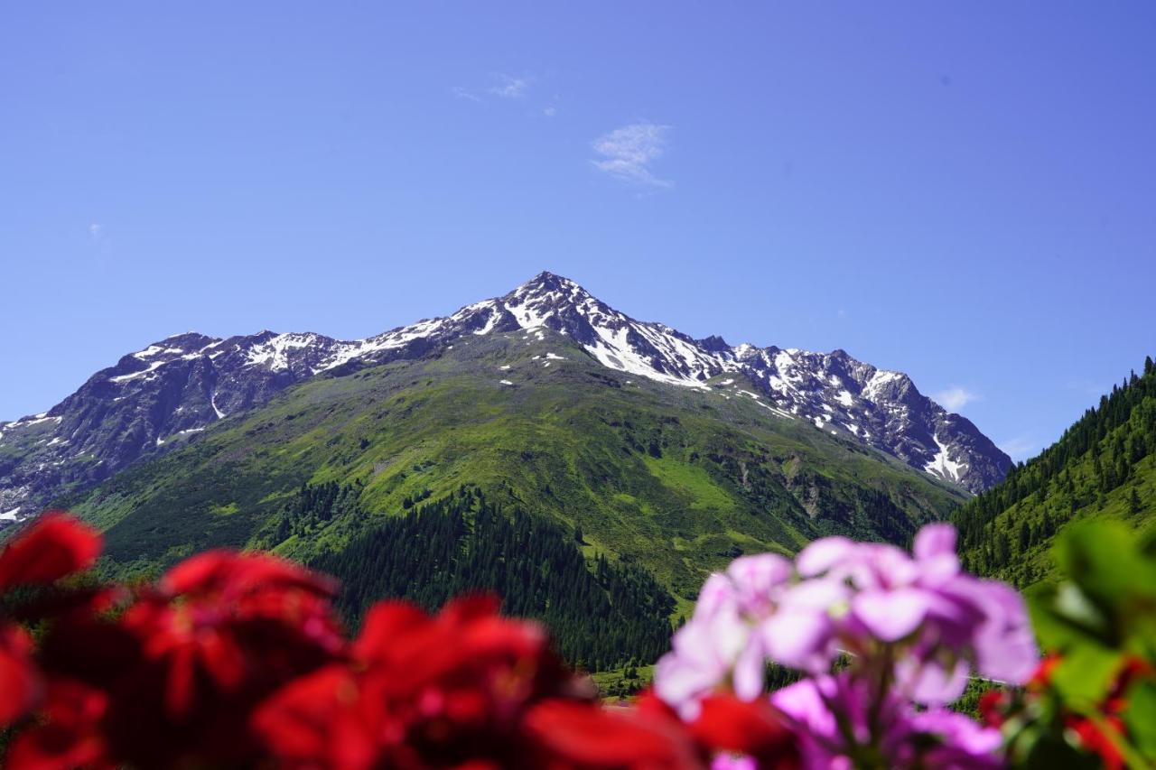 Hotel Mittagskogel Pitztal Sankt Leonhard im Pitztal Eksteriør bilde