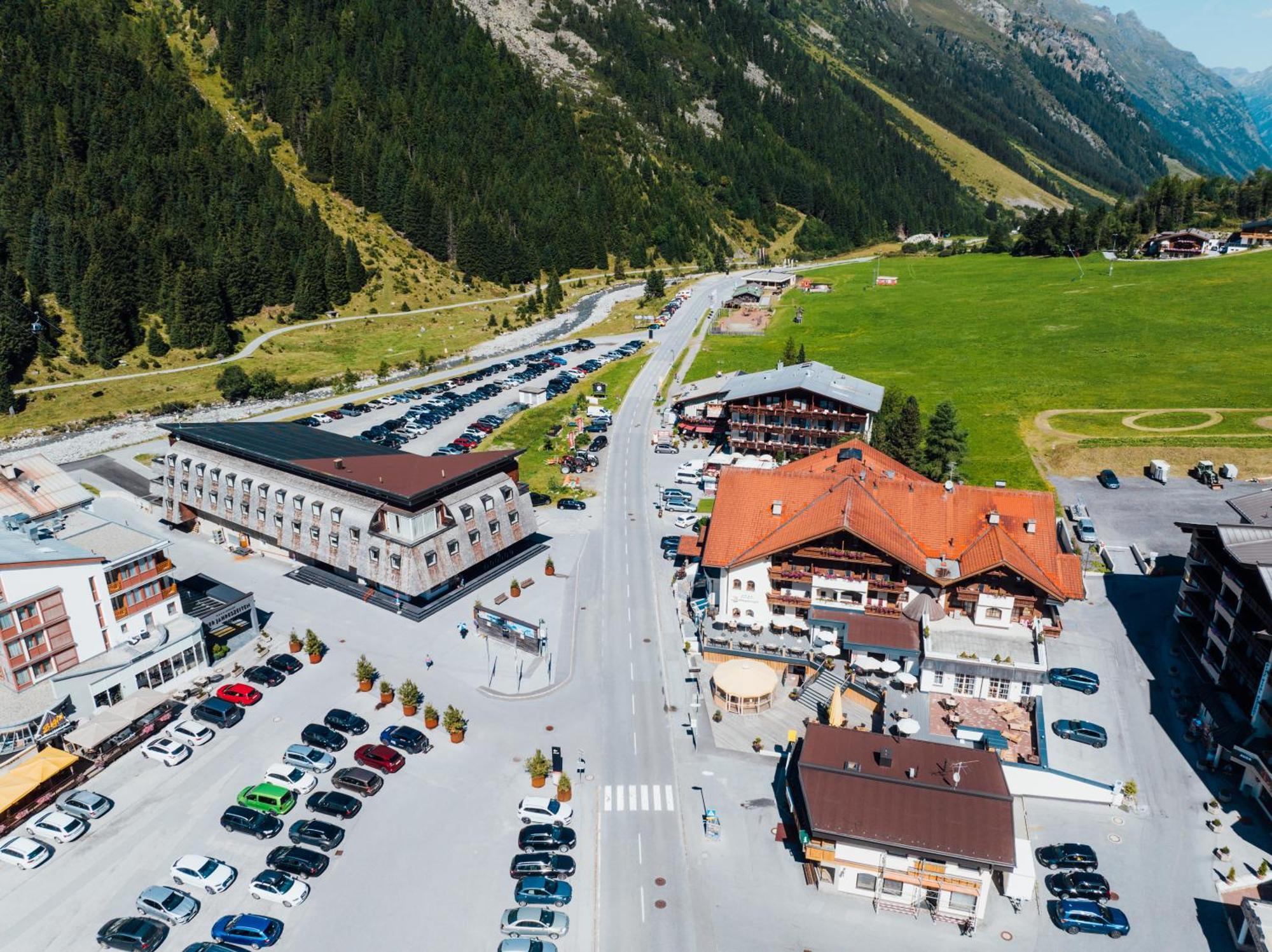 Hotel Mittagskogel Pitztal Sankt Leonhard im Pitztal Eksteriør bilde