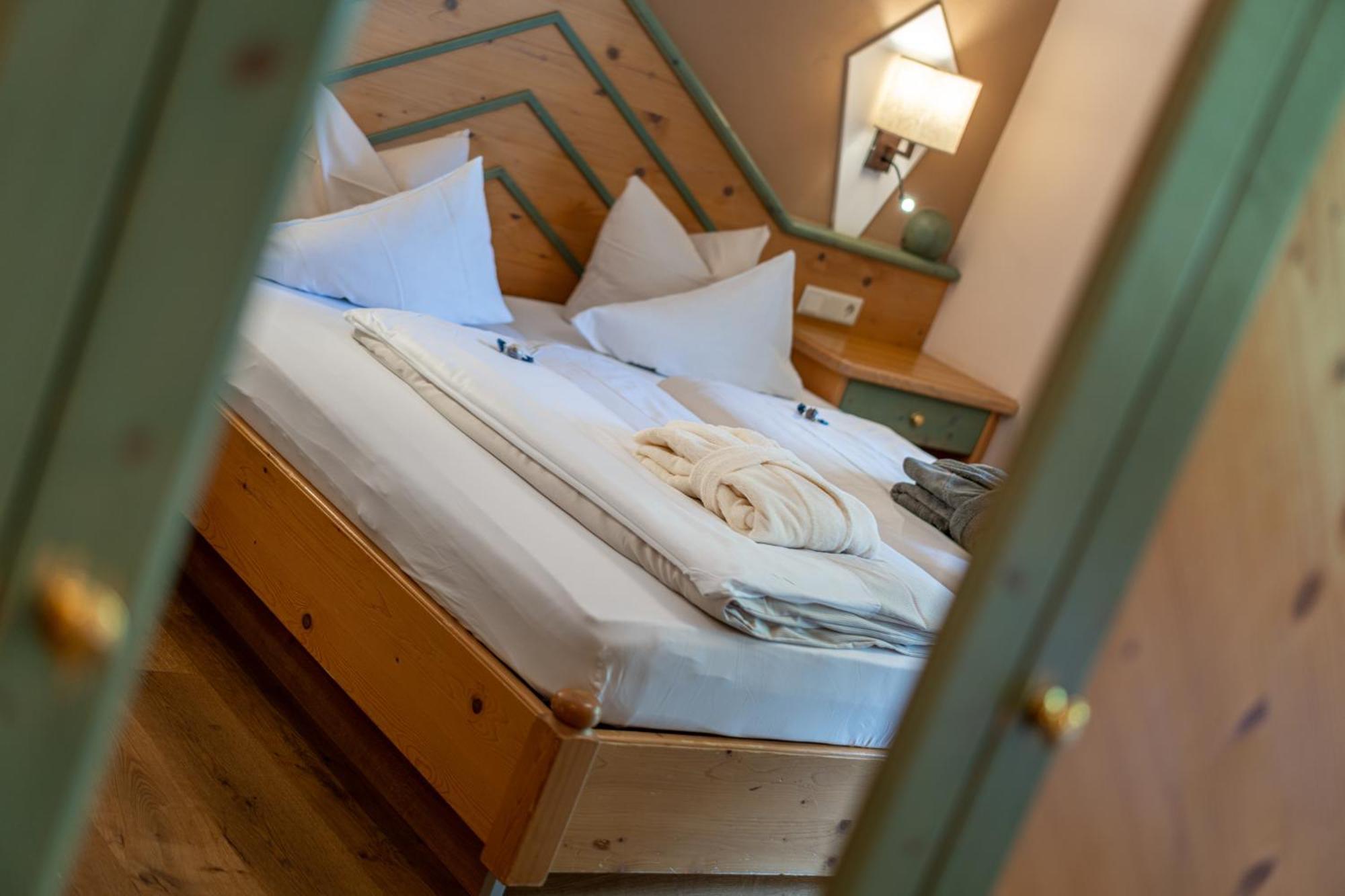 Hotel Mittagskogel Pitztal Sankt Leonhard im Pitztal Eksteriør bilde