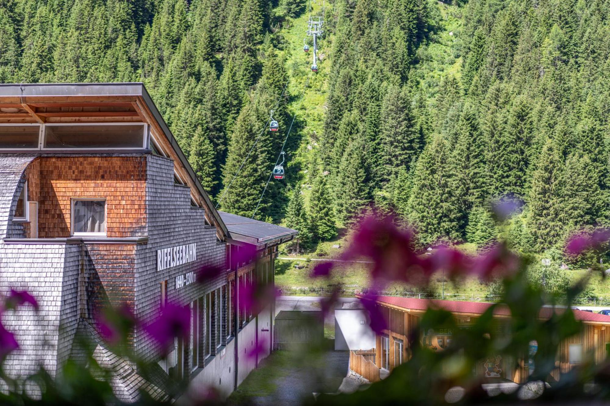 Hotel Mittagskogel Pitztal Sankt Leonhard im Pitztal Eksteriør bilde